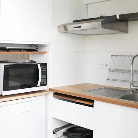 With Wifi Near Montparnasse